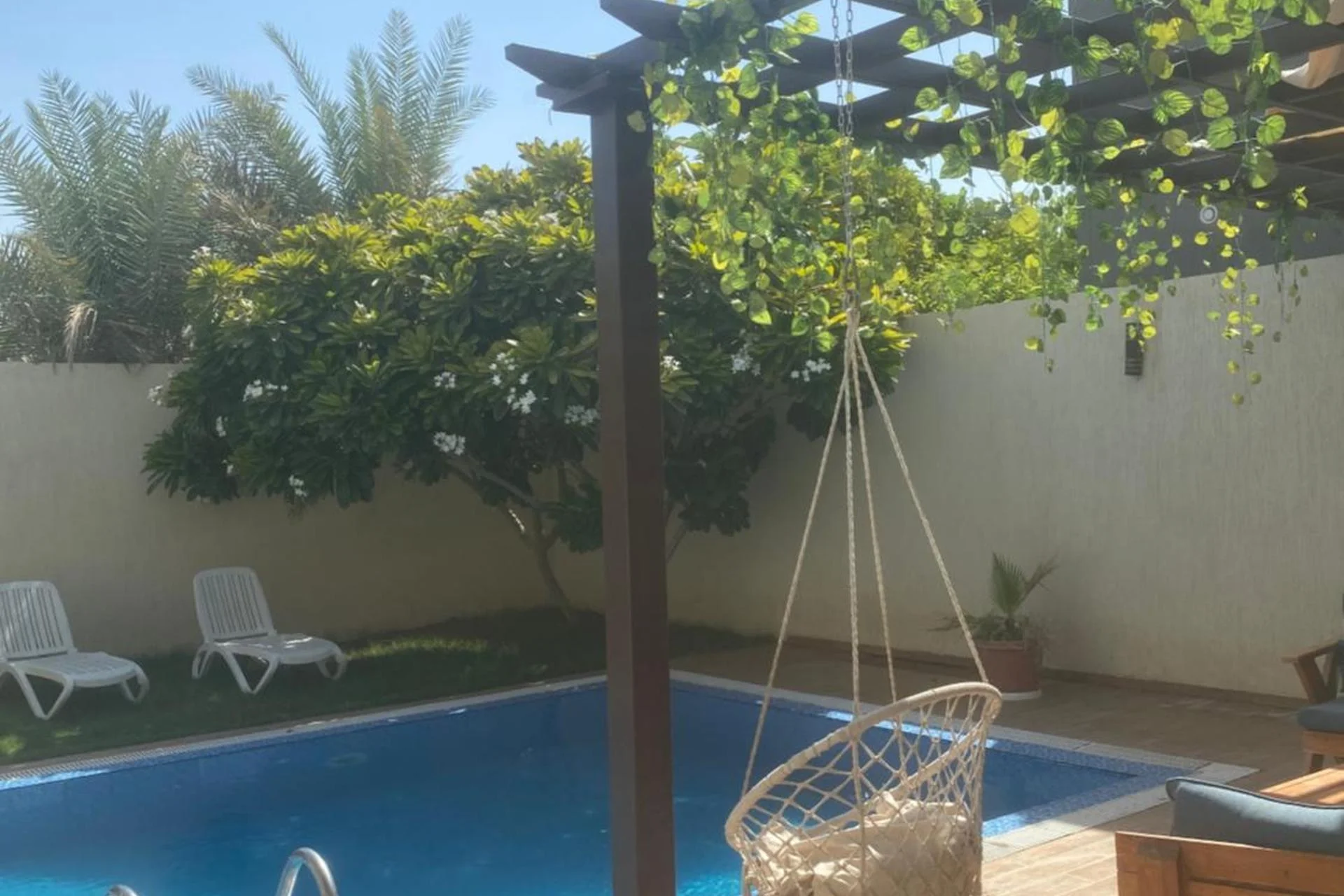 Mooyah resort