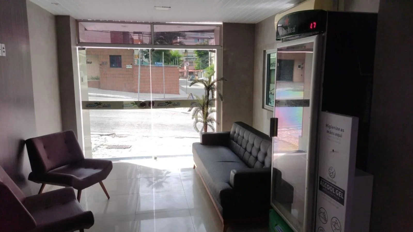 Nalu Beach Hotel
