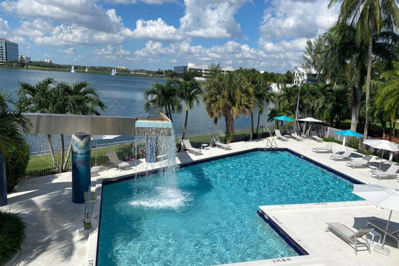 Pullman Miami Airport